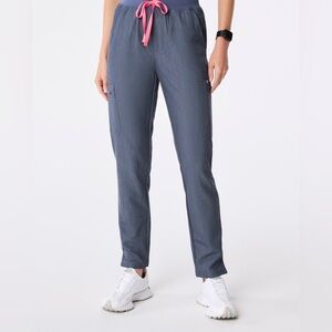 FIGS Yola™ Skinny Scrub Pants Size Large Petite Heather Denim 💙🤍💙